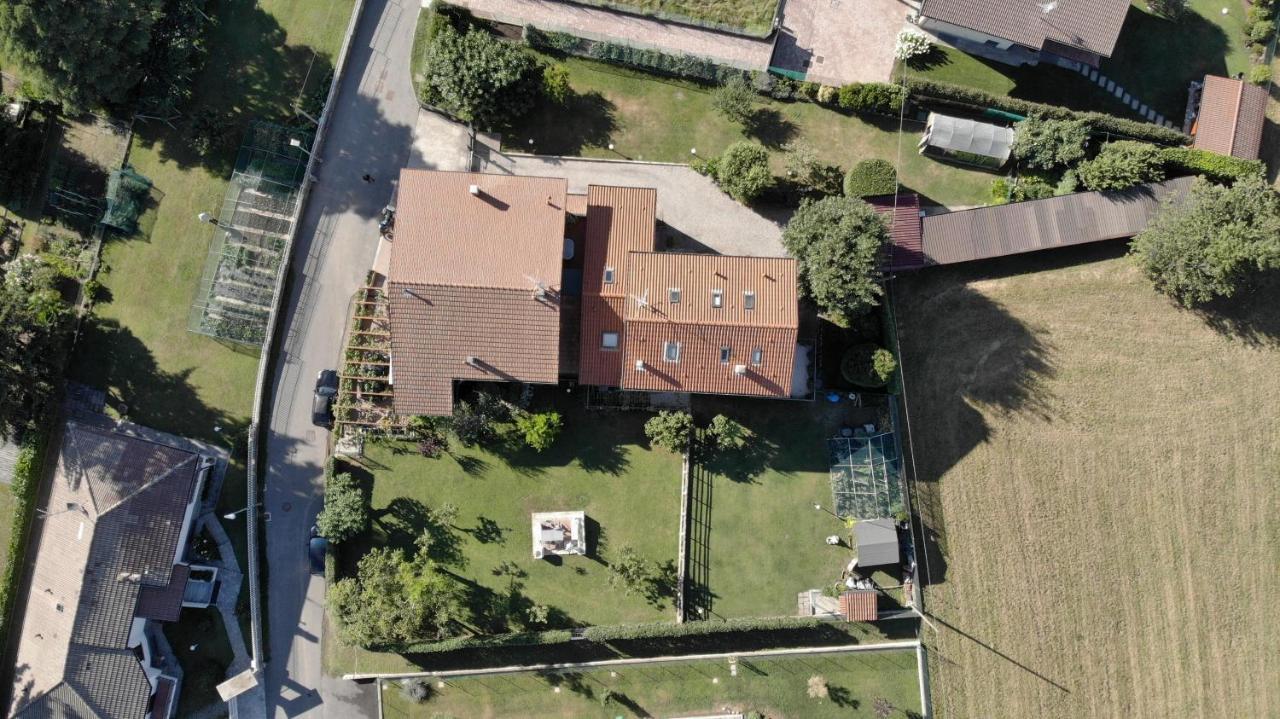 Bed & Breakfast Indi Thelar Villa Guardia Exterior photo