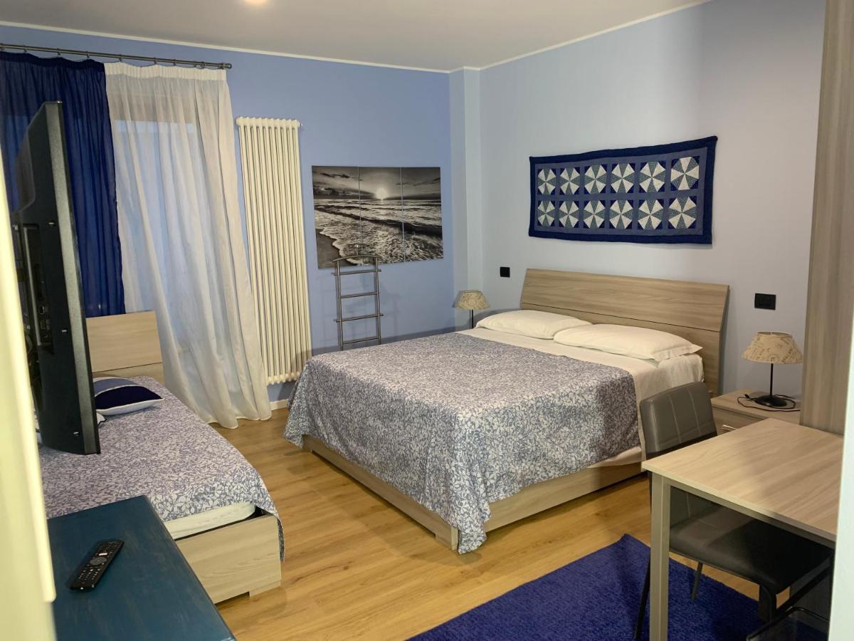 Bed & Breakfast Indi Thelar Villa Guardia Exterior photo